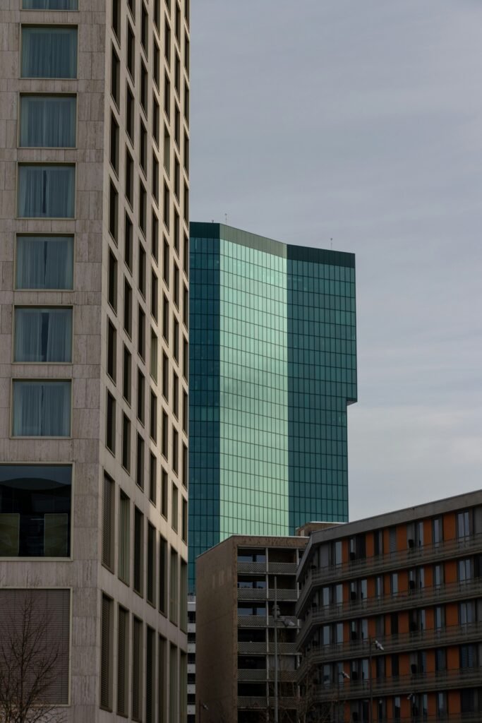 vincent dorig lcyrgvmphv4 unsplash